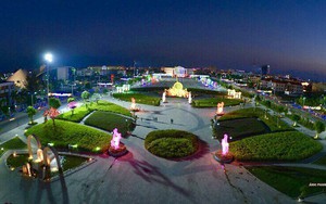 Chiêm ngưỡng những công trình kỷ lục Việt Nam tại quảng trường lớn nhất ĐBSCL