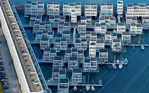 Chiêm ngưỡng cả trăm ngôi nhà được xây nổi trên mặt nước: Một "quần thể kiến trúc" đáng tự hào của thủ đô Amsterdam