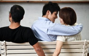 Từ ngoại tình đến tống tiền bạn thân, nữ quái U50 sắp hầu tòa