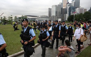 Hồng Kông treo dự luật dẫn độ sau biểu tình