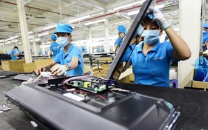 Việt Nam chi 30 tỉ USD nhập thiết bị, linh kiện... Trung Quốc