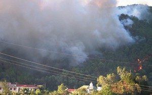 Chặn quốc lộ 1A, tập trung dập lửa ở núi Hồng Lĩnh