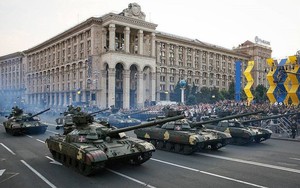 Lo tốn kém, Tổng thống Zelensky hủy lễ diễu binh mừng Quốc khánh Ukraina