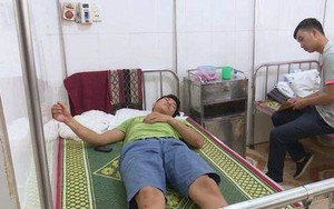 Cán bộ kiểm lâm Quảng Bình nhập viện cấp cứu vì... “lâm tặc” cầm gạch đánh
