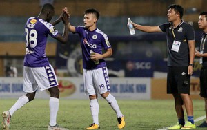 HLV Hà Nội FC chê trọng tài non kinh nghiệm, tưởng tượng ra việt vị khiến đội nhà mất điểm đúng phút cuối