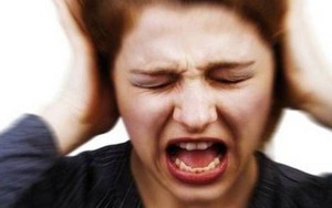 Misophonia: Hội chứng kỳ lạ khiến người mắc "dị ứng" với tiếng nhai chóp chép và tiếng thở