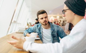 8 câu nói 'gây thù chuốc oán' mà kẻ thông minh không bao giờ lỡ lời: Đừng coi thường vì cái giá của vạ miệng cực lớn!
