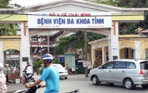 Hai cháu bé bị bố dùng then cửa sắt đánh chấn thương sọ não hiện ra sao?