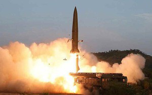Nhật Bản thừa nhận khó đánh chặn tên lửa mới của Triều Tiên