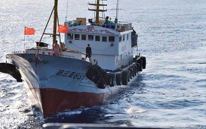 Sự nguy hiểm từ tàu dân quân biển của Trung Quốc