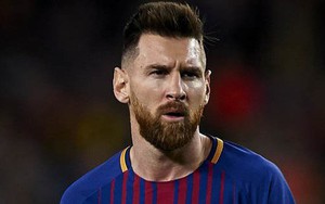 Tân binh của Barcelona méo mặt vì bị cộng đồng 'bóc phốt', từng 'trẻ trâu' tuyên bố bẻ gãy chân Messi