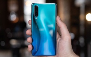 Siêu phẩm Huawei P30 mất giá còn một nửa chỉ sau 4 tháng ra mắt