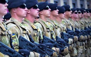 Báo Đức: Đông Âu rầm rộ vũ trang vì... sợ Nga