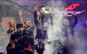 Nhà vô địch giải đấu Dota 2 kiếm được nhiều tiền hơn cả quán quân Wimbledon 2019