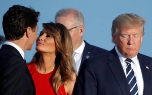 Muôn vàn cảm xúc từ những nụ hôn xã giao của nhà lãnh đạo G7