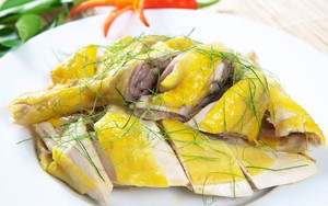 Có nên kiêng tôm và thịt gà khi bị ho?