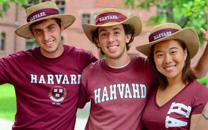 Lương của sinh viên Harvard mới ra trường đã lên đến 1,6 tỷ đồng nhưng chưa là gì so với các trường khác trong khối Ivy League