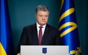 Thẩm vấn cựu tổng thống Ukraine bằng máy phát hiện nói dối