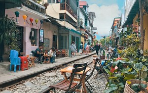 Bộ GTVT đề nghị giải tán tụ điểm cà phê trên đường sắt