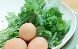Trứng gà “bắt” bệnh hay gặp ở chị em