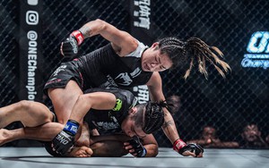 Hot girl MMA Angela Lee tung mưa đòn bảo vệ thành công đai vô địch thế giới