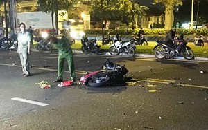 Hai xe máy tông nhau trong đêm, 3 người thương vong