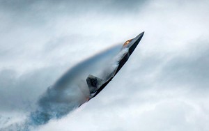 Tin xấu cho Trung Quốc: Tiêm kích F-22 siêu hiện đại được nâng cấp vũ khí