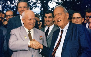 Chuyện người nông dân Mỹ làm bạn với Tổng Bí thư Nikita Khrushchev