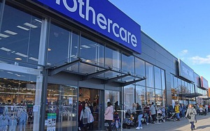 Mothercare đóng cửa toàn bộ các cửa hàng ở Anh, hàng nghìn người xếp hàng dài để săn đồ giảm giá