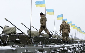 Mỹ cấp các khoản viện trợ quân sự trị giá gần 50 triệu USD cho Ukraine