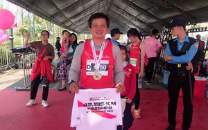 Sau khi thôi việc, ông Đoàn Ngọc Hải chạy marathon và đoạt huy chương