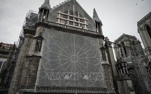 Nhà thờ Đức Bà Paris lần đầu tiên trong 200 năm không cử hành Thánh lễ Giáng sinh