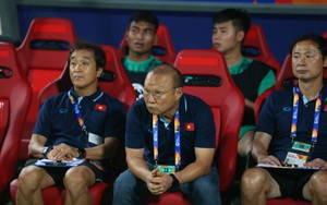 Vòng loại World Cup: Đối thủ rầm rộ chiêu mộ "bom tấn", thầy Park gặp nhiều khó khăn