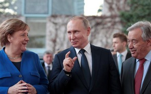 Trong lúc châu Âu ‘ngủ say’, Putin biến Matxcơva thành trung tâm chính trị thế giới