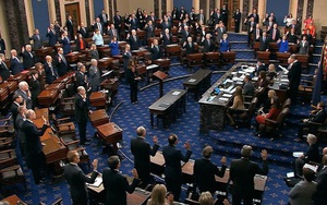 Phiên toà luận tội Tổng thống Trump: Thuyết trình đặc sắc của phe Dân chủ bị ví như kênh mua sắm thập niên 80