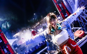 Trang Moon cá tính trong bữa tiệc âm nhạc mở màn năm mới