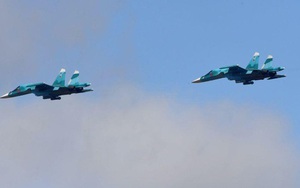 Nga phô diễn khả năng nhào lộn đáng kinh ngạc của máy bay Su-34