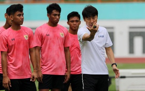 HLV Hàn Quốc gây sốc khi chê tuyển thủ Indonesia trình độ thua kém cả học sinh tiểu học