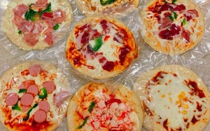 Nguồn gốc pizza siêu rẻ tràn chợ mạng, 6 tháng không mốc hỏng