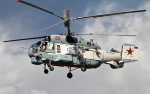 Trực thăng Ka-27PS hạ cánh chặn khủng bố giữa đường cao tốc