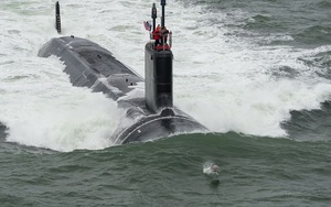 Siêu tàu ngầm hạt nhân Mỹ mới hạ thủy đã bị nước biển lột vỏ
