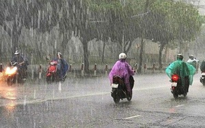 Hà Nội sắp đón mưa giông lớn có khả năng xảy ra lốc, sét, gió giật  mạnh