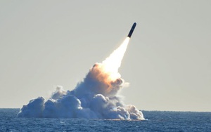 Nga phóng tên lửa tối tân từ tàu ngầm