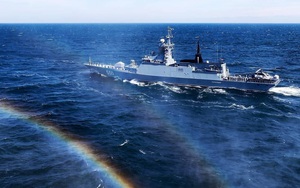 Hai tàu khu trục đa năng của Nga xóa sổ tàu ngầm của kẻ thù giả định