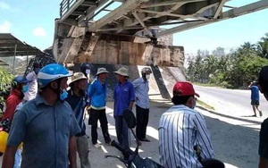 Hai nữ sinh tử vong thương tâm khi đứng sát đường sắt chụp ảnh lúc tàu chạy qua