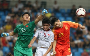 Bóng đá Trung Quốc và những lần phải "bái phục" Việt Nam