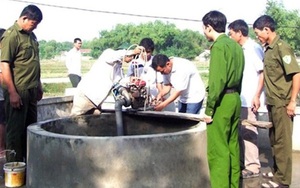 Hoảng hốt phát hiện 2 cha con tử vong dưới giếng nước bỏ hoang sau nhà