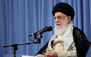 Đại giáo chủ Iran Ali Khamenei: Mỹ nên rời khỏi khu vực