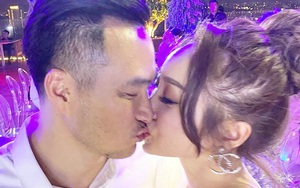 Chi Bảo hôn say đắm bạn gái kém 16 tuổi trong tiệc sinh nhật sang chảnh, phản ứng của Trương Ngọc Ánh đặc biệt hơn