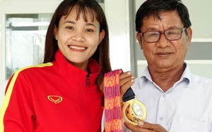 Thầy giáo làng chỉ cần 50k/ngày và ước mơ tạo thật nhiều nhà vô địch SEA Games